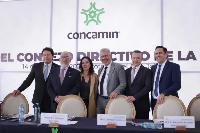 Presenta Bedolla a industriales del país beneficios del Polo Bienestar Parque Bajío
