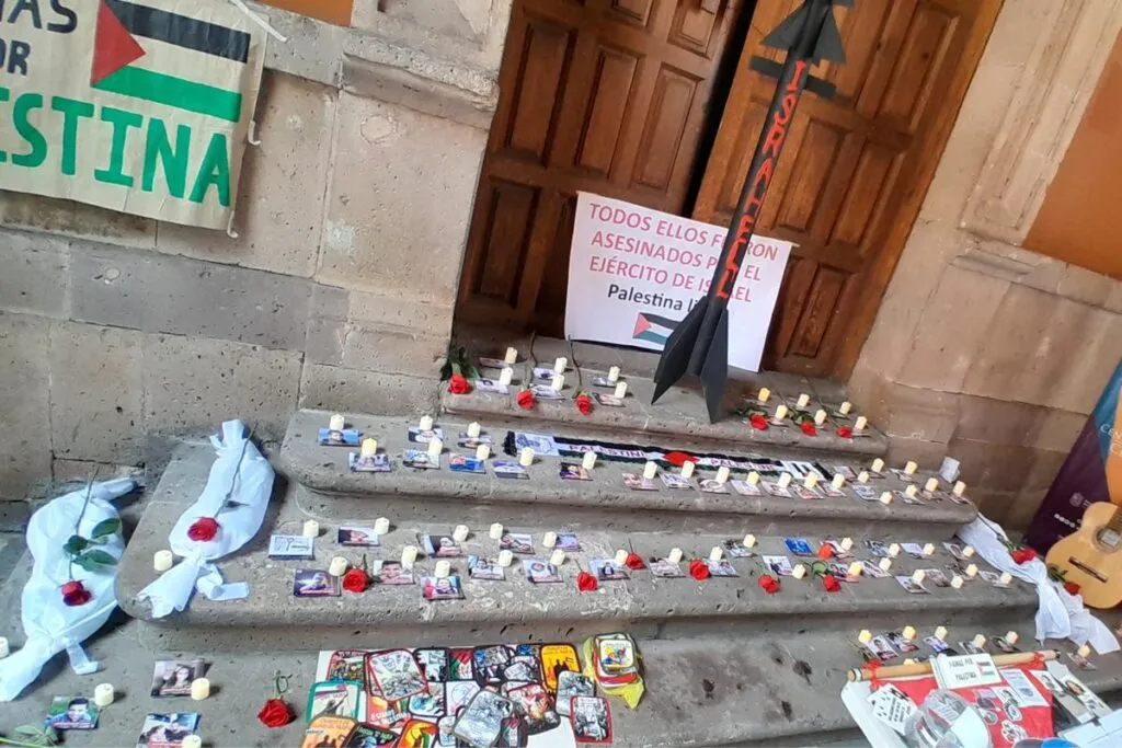 Protesta contra mercantilización de recintos culturales