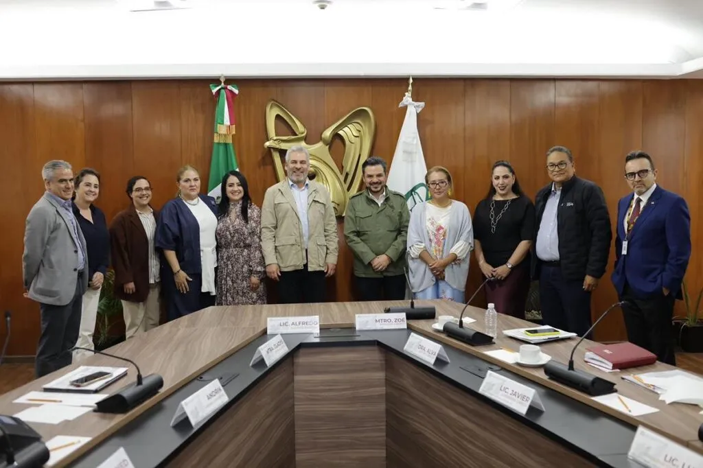 Recibe IMSS 40 mil firmas a favor del nuevo hospital en Villas del Pedregal