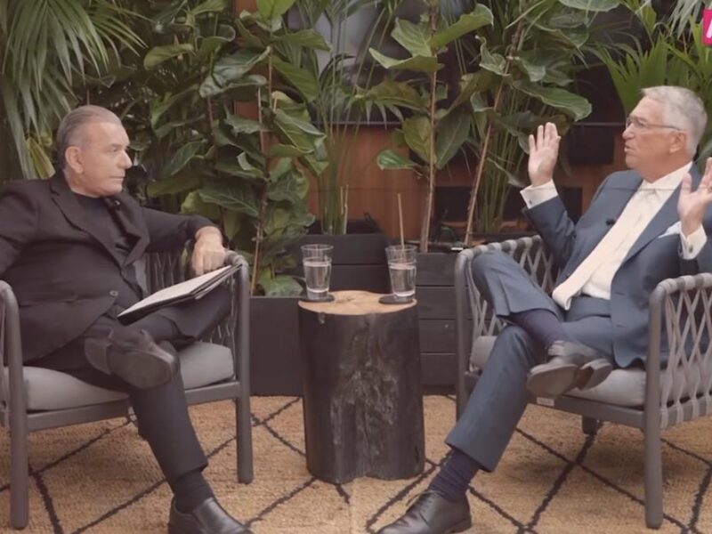 En entrevista con Ramón Alberto de Código Magenta, el empresario Ricardo Salinas Pliego insinuó un destape presidencial 2030, reavivando el debate sobre el papel de los magnates en la política mexicana