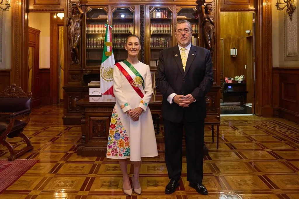 Sheinbaum confirma que la próxima semana se reunirá con el presidente de Guatemala, Bernardo Arévalo