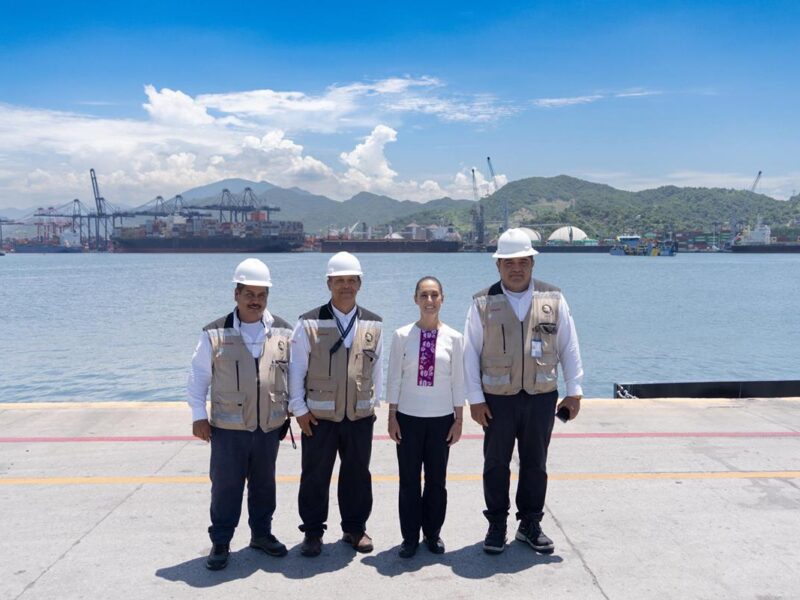 Sheinbaum promete impulsar el crecimiento del puerto de Manzanillo