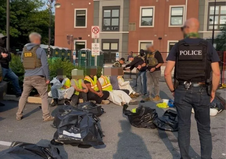 Suman al menos 550 mexicanos detenidos en redadas de Los Ángeles desde junio pasado
