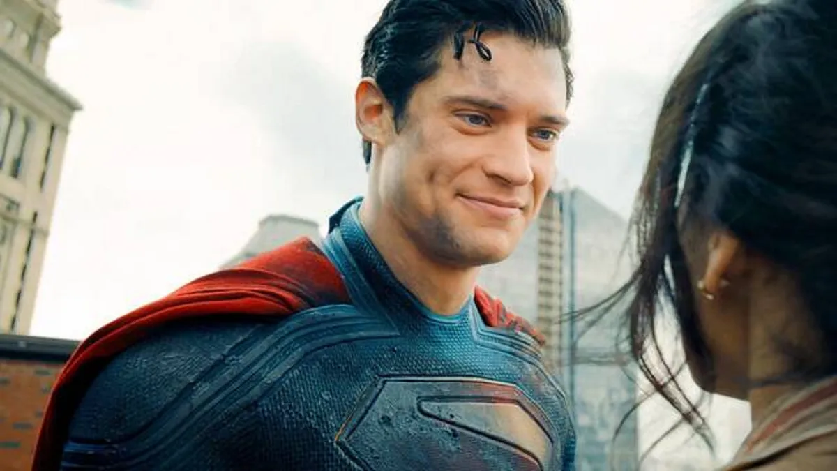 Superman de James Gunn destrona a El Caballero de la Noche en taquilla