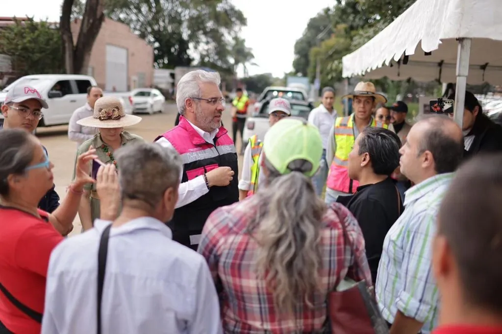 Supervisa Bedolla segunda fase de obras en Paseo de la Revolución, en Uruapan-2
