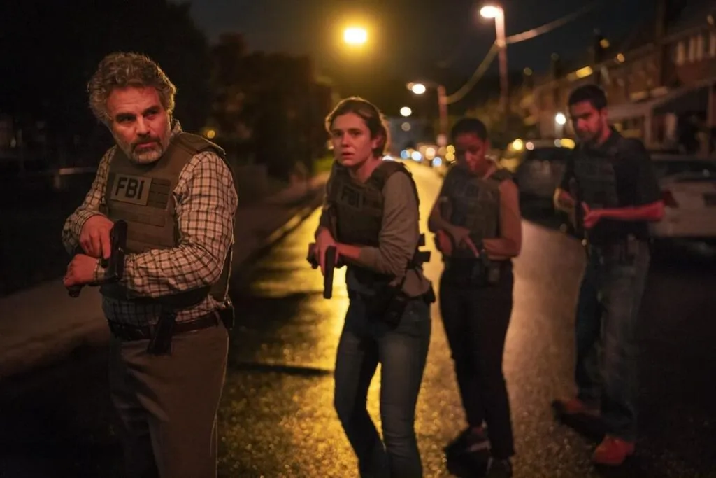 Task: Nueva serie policiaca de HBO Max con Mark Ruffalo - Fecha de estreno y tráiler oficial 2