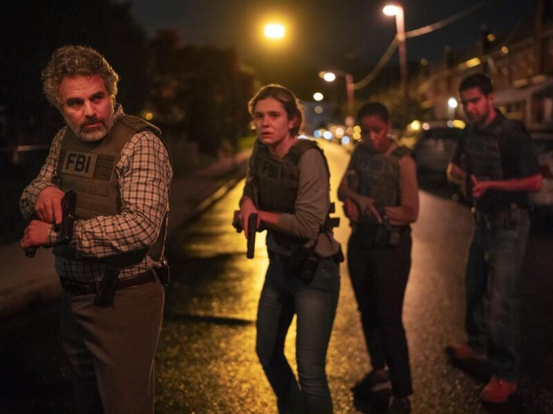 Task: Nueva serie policiaca de HBO Max con Mark Ruffalo - Fecha de estreno y tráiler oficial 2