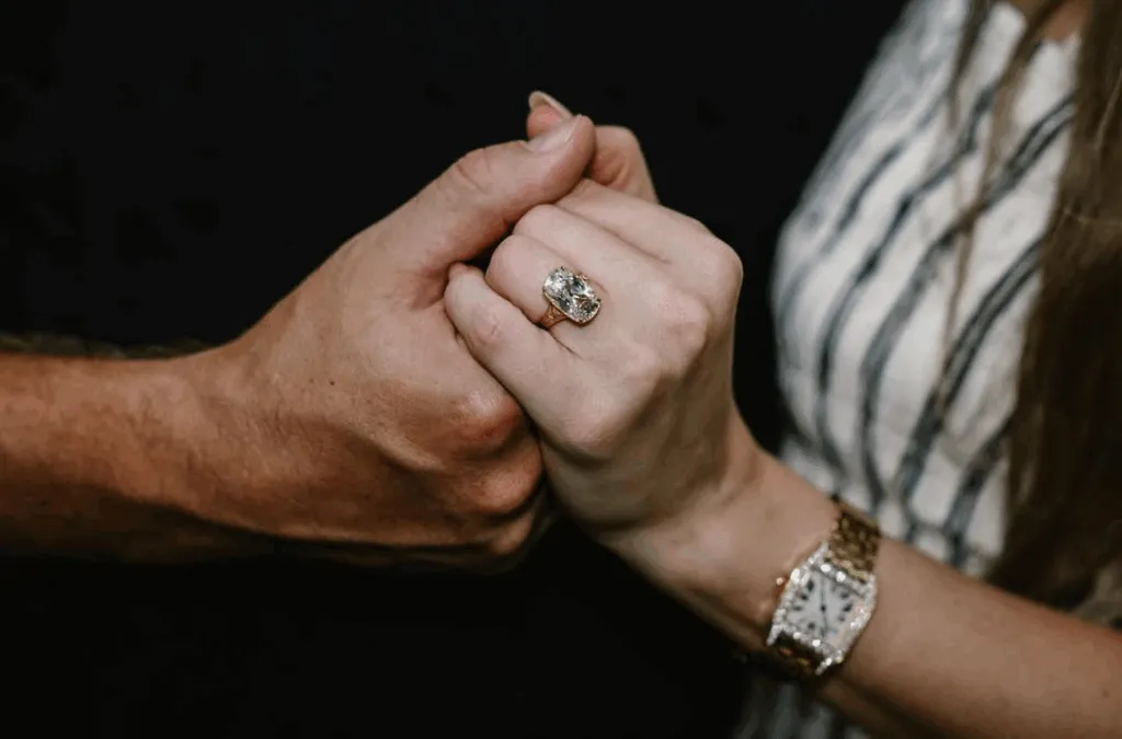 Taylor Swift y Travis Kelce confirman su boda