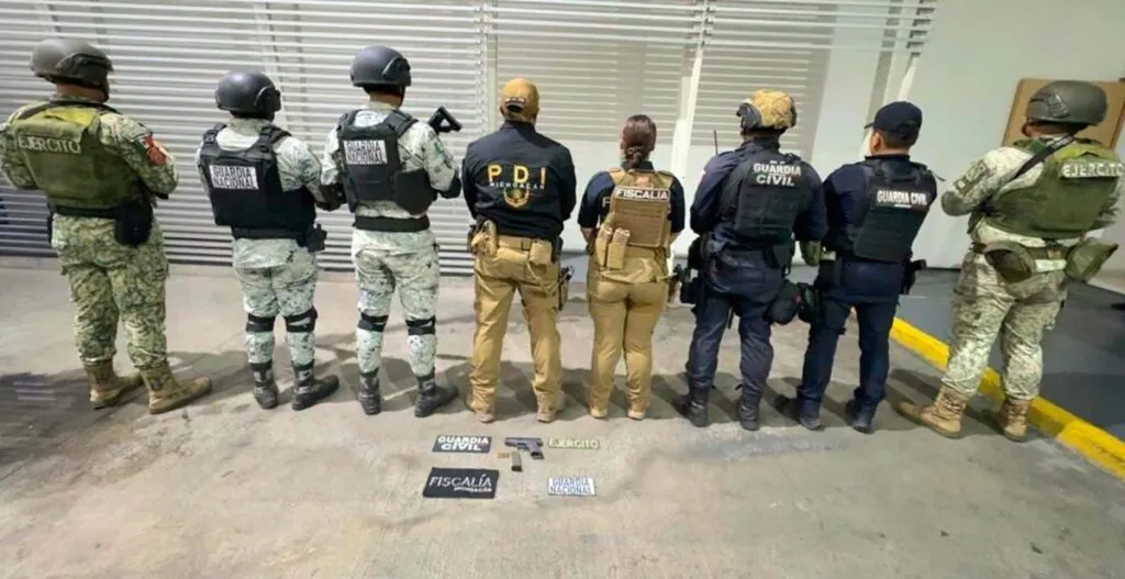 38 detenidos en Vista Hermosa portar un arma y 19 réplicas