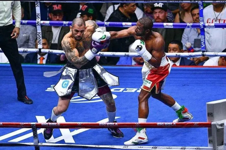Floyd Mayweather derrota por nocaut técnico a John Gotti III en un combate épico en la Arena CDMX: Revive el combate, resultado y resumen de lo mejor del espectáculo de boxeo en la capital mexicana