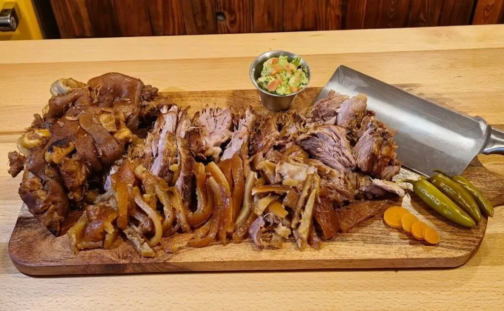 Abre Michoacán convocatoria para certificación de las carnitas: Bedolla