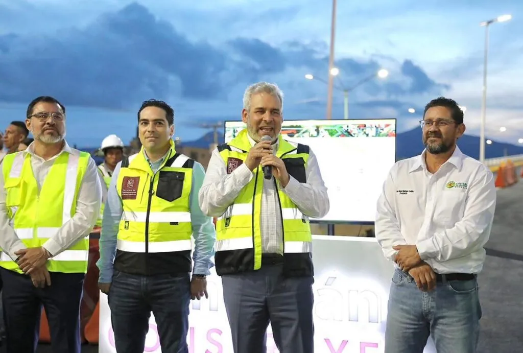 Ramirez Bedolla durante la apertura