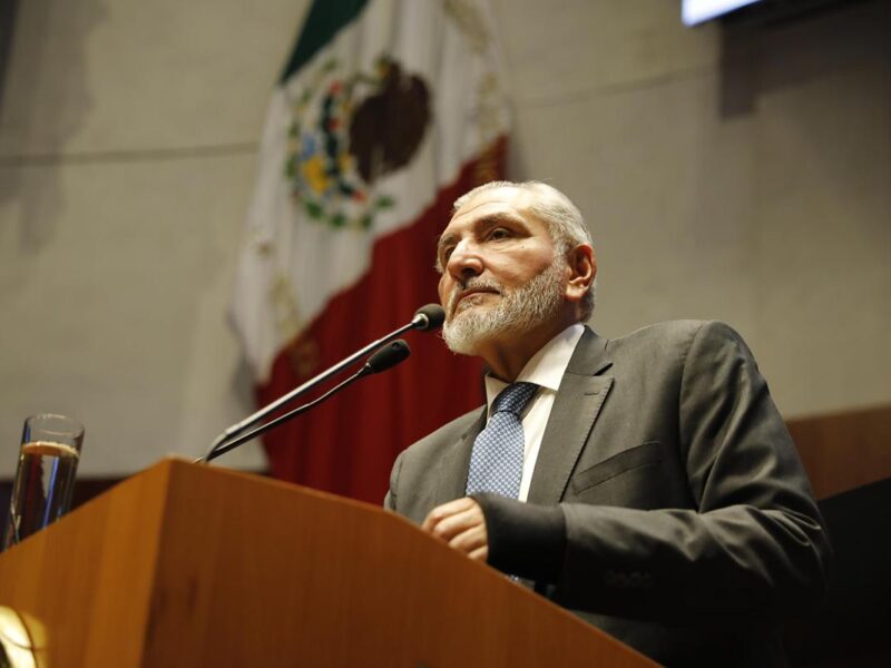 Adán Augusto López desmiente reunión con Bermúdez