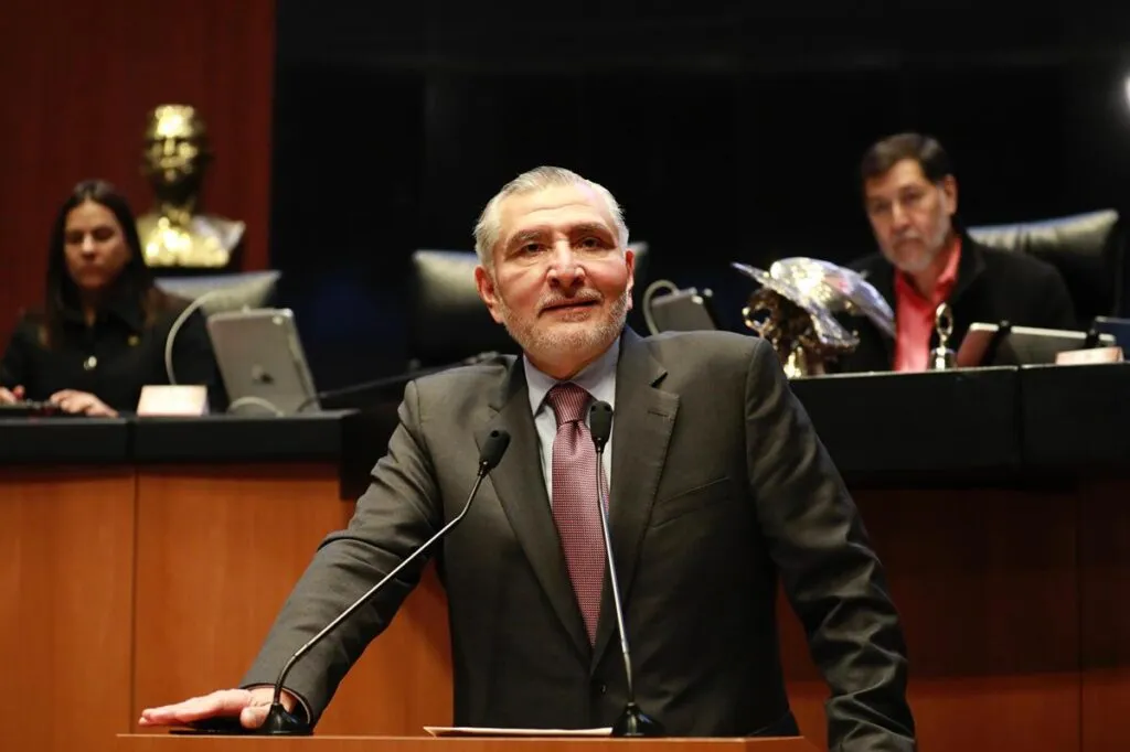 Adán Augusto López se niega a dejar la coordinación de Morena en el Senado