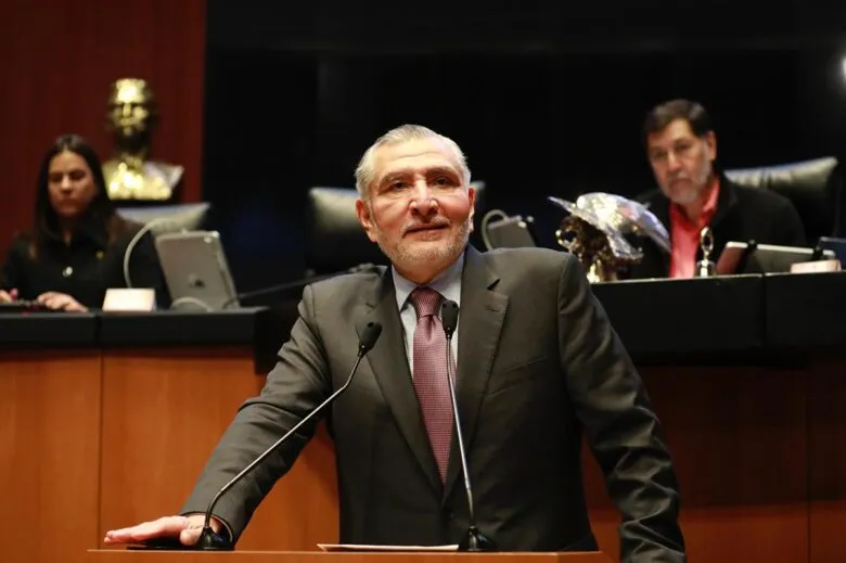 Adán Augusto López se niega a dejar la coordinación de Morena en el Senado