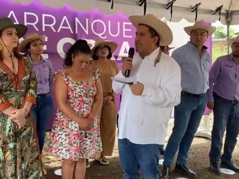 Alcalde de Uruapan acusa a periodistas y políticos de servir al crimen organizado