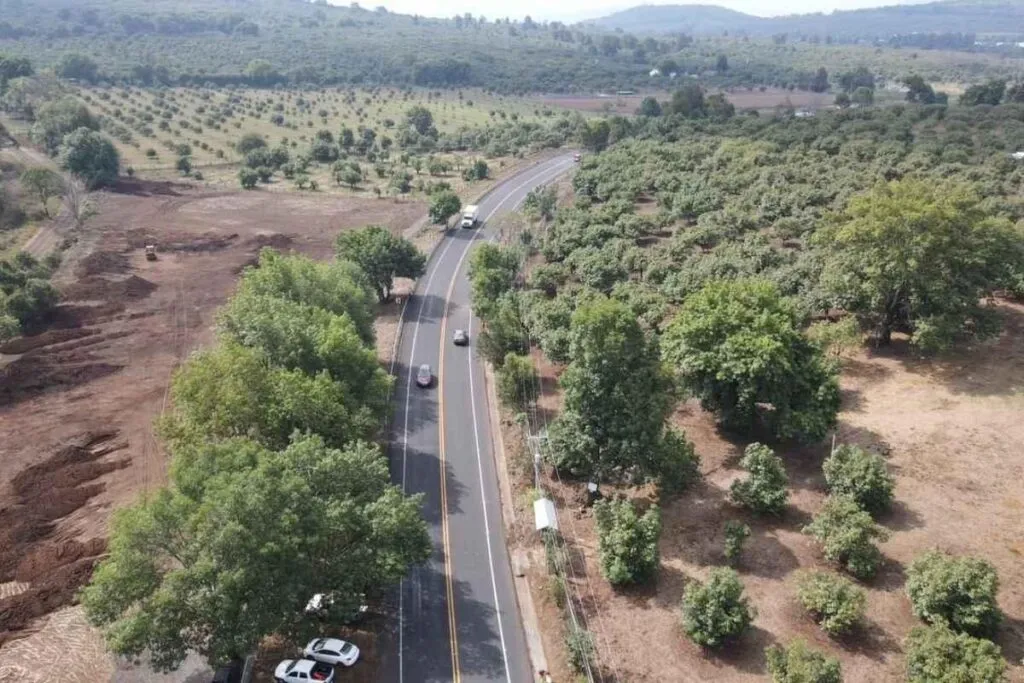 Alfredo Ramírez Bedolla presentará un informe regional en Zamora con una inversión de 769 mdp en obras hidráulicas e infraestructura carretera, como la Planta de Tratamiento y rehabilitación de carreteras en Michoacán