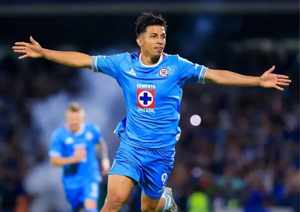 Ángel Sepúlveda es baja en Cruz Azul, podría estar fuera de las canchas un mes