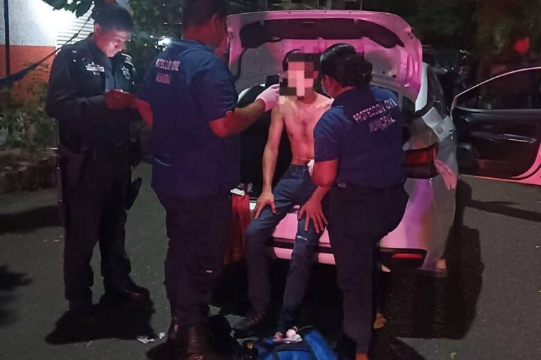 Asalto fallido en Elektra de Lázaro Cárdenas desata balacera 1