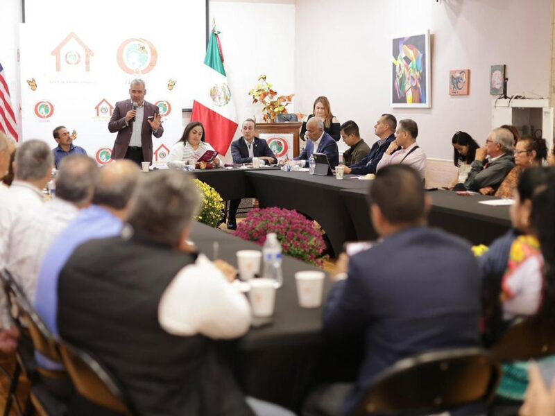 Bedolla con apoyo a migrantes acuerda acciones de coordinación-4