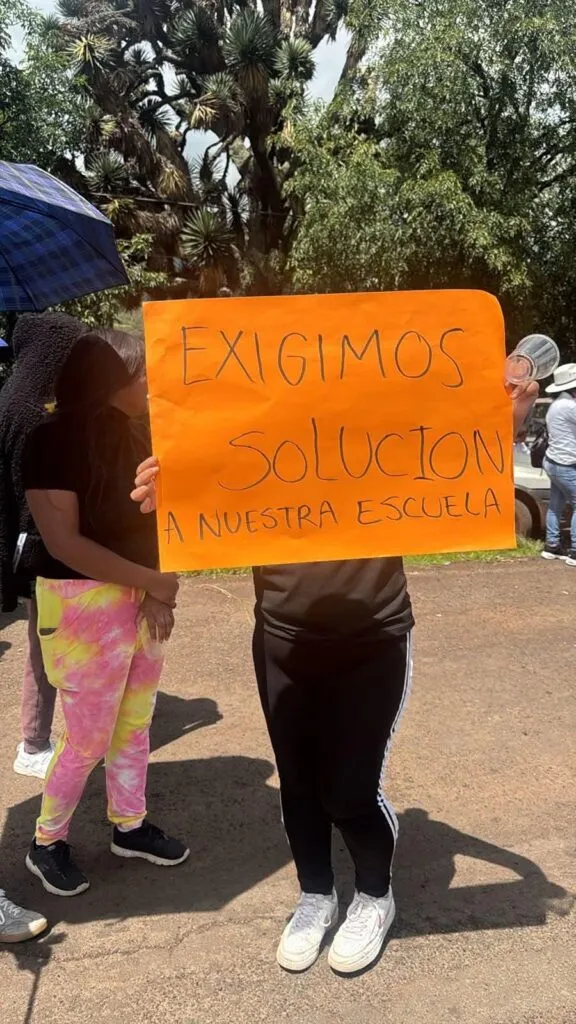 Bloqueo total en Morelia-Capula: autoridades buscan reabrir la vía