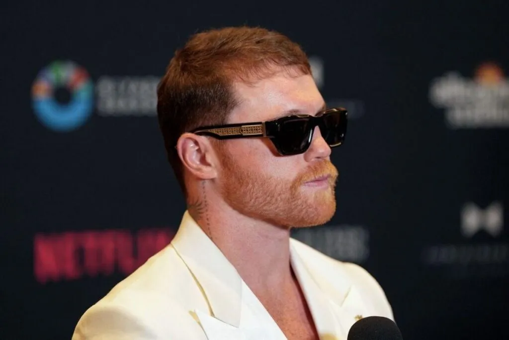 No te pierdas la pelea por el campeonato supermediano entre Canelo vs Crawford por Netflix: Te decimos el horario, fecha y todo lo que requieres saber del histórico combate que se celebrará en el Allegiant Stadium, de la Vegas, Nevada 2
