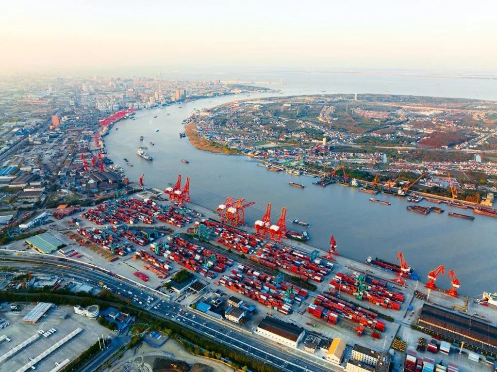 China investiga aranceles y restricciones comerciales de México