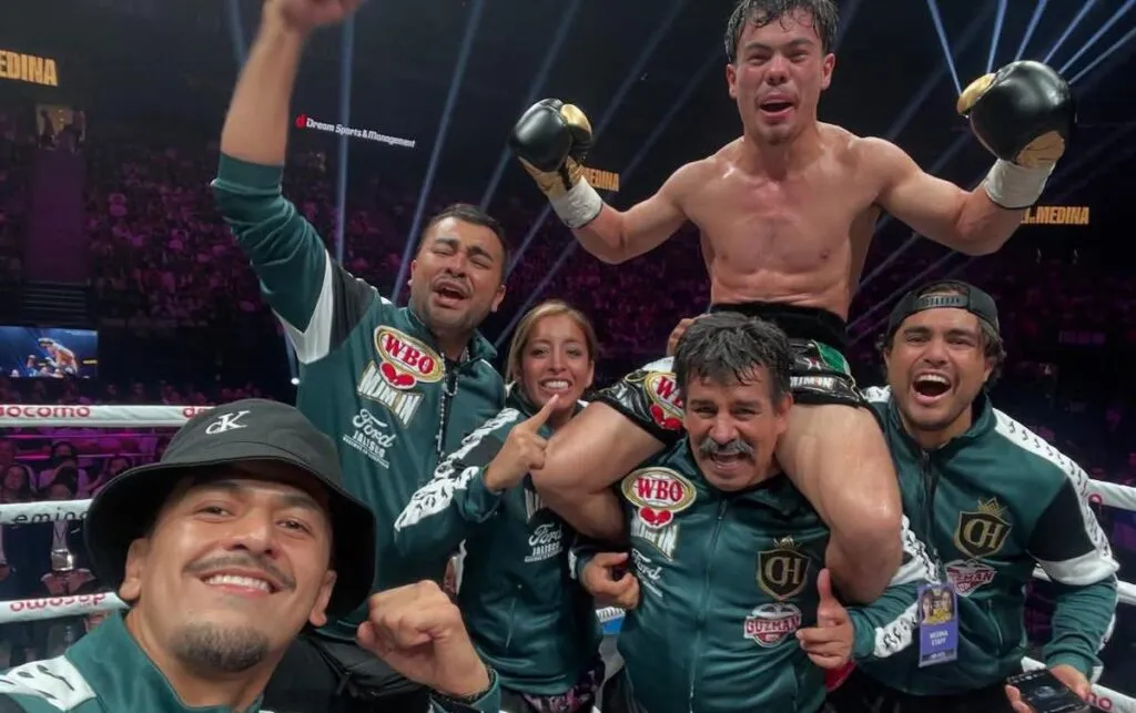 Christian ‘Chispa’ Medina es nuevo Campeón Mundial Gallo de la OMB