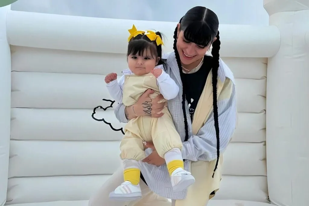 Christian Nodal y Cazzu: disputa por su hija Inti 2