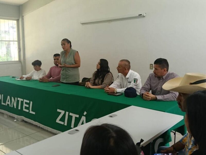Conalep Zitácuaro exige seguridad vial y amenaza bloqueos 2