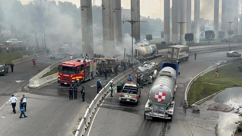Confirman tres muertos y 70 lesionados por explosión de pipa en Puente la Concordia