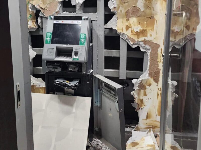 Delincuentes intentan robo de cajero automático en Huandacareo; no logran sustraer dinero