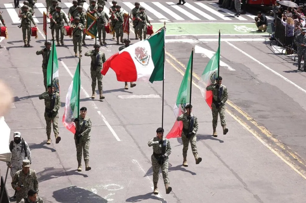 desfile cívico militar en Morelia-4