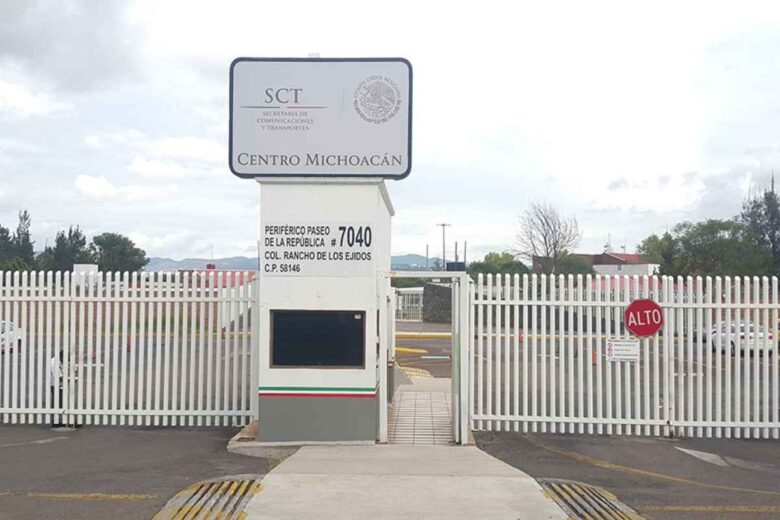 Florentino Coalla, ex director de SCT Michoacán, es investigado por corrupción tras otorgar permisos ilegales; empresas denuncian favoritismo y abusos en carreteras 3