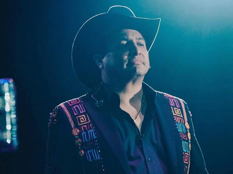 Detienen al papá de Julión Álvarez en Campeche por presunta portación ilegal de armas de fuego