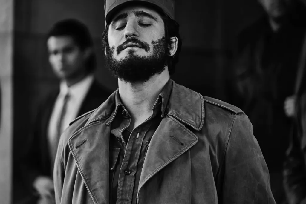 Diego Boneta cuenta detalles de su papel como Fidel Castro y desmiente millonaria oferta teatral-1