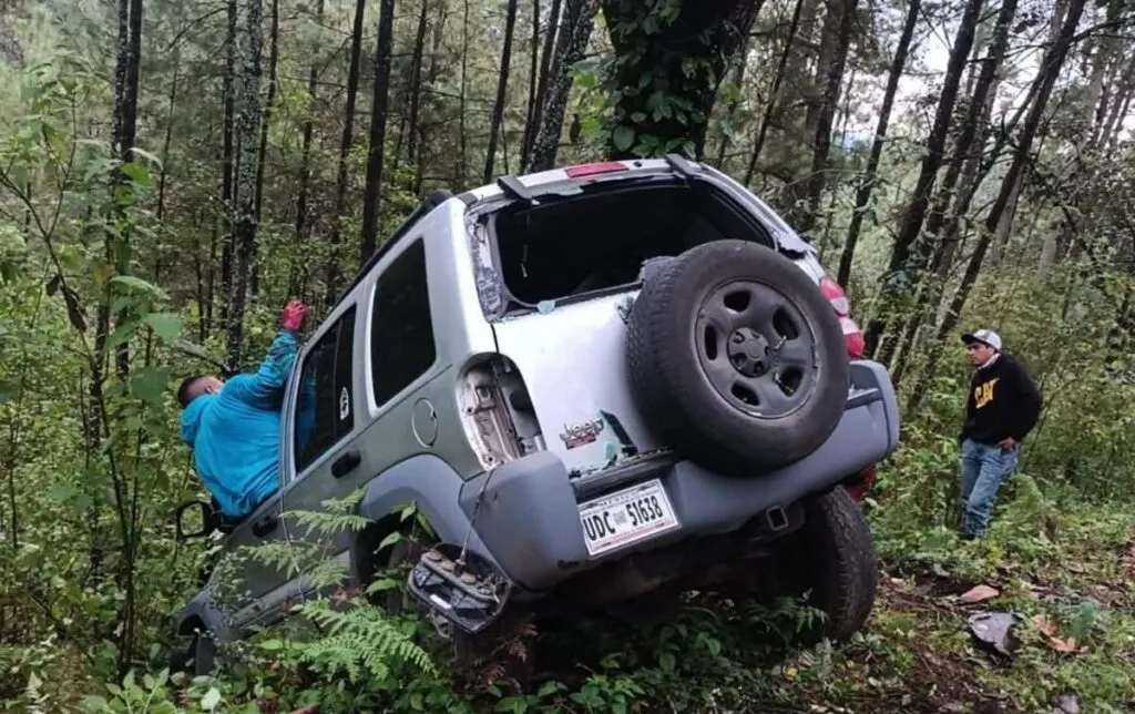 dos jóvenes pierden la vida en choque vehicular en Salvador Escalante