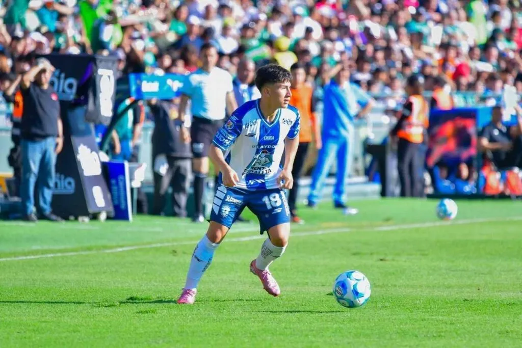 Duelo de alto voltaje: Pachuca recibe a Cruz Azul en el partido estelar de la jornada 8 del Apertura 2025-2