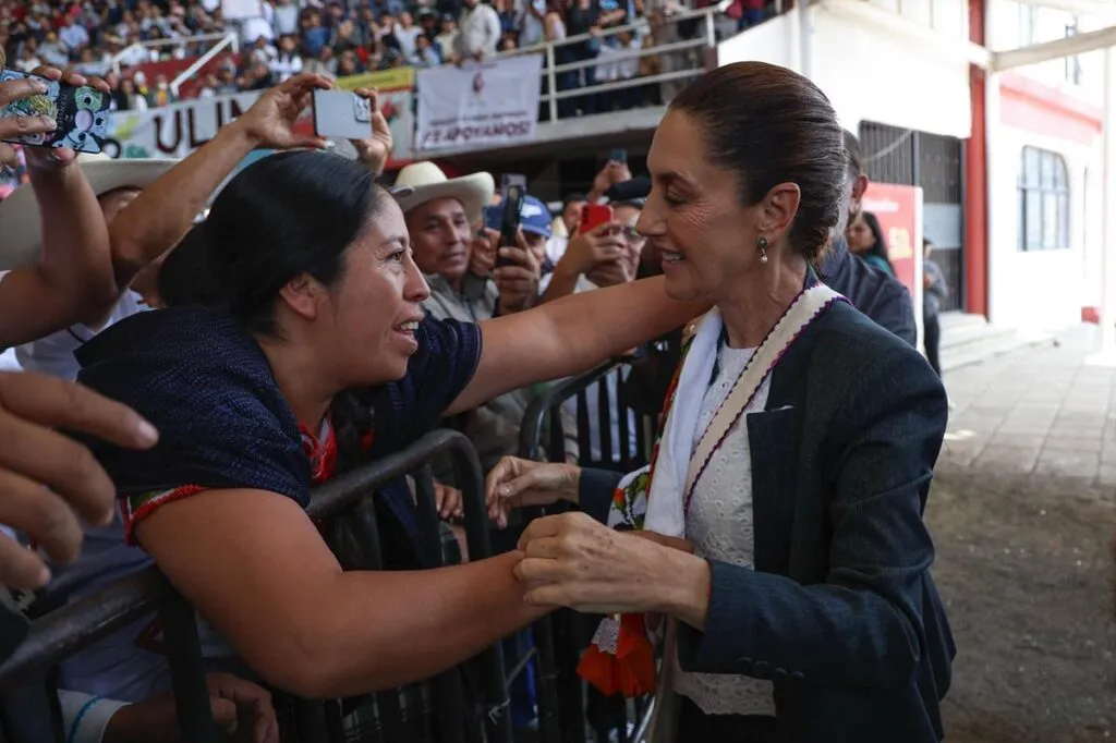 En México, en 6 años, salieron de la pobreza 13.5 millones de personas: Sheinbaum