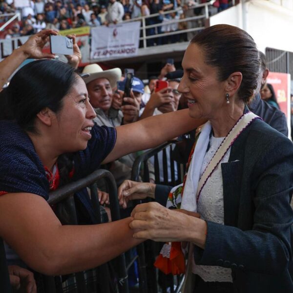 En México, en 6 años, salieron de la pobreza 13.5 millones de personas, una noticia que cimbró al mundo: Presidenta Claudia Sheinbaum