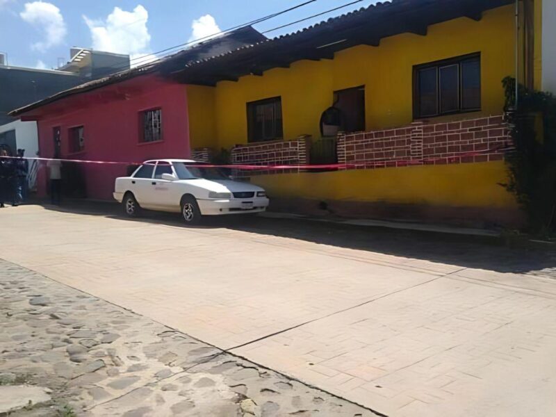 Encuentran a taxista asesinado dentro de una vivienda en Tlalpujahua