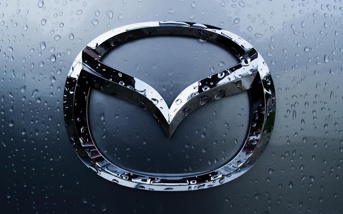 Escudo de Mazda, a quien solicitan revisión de vehículos