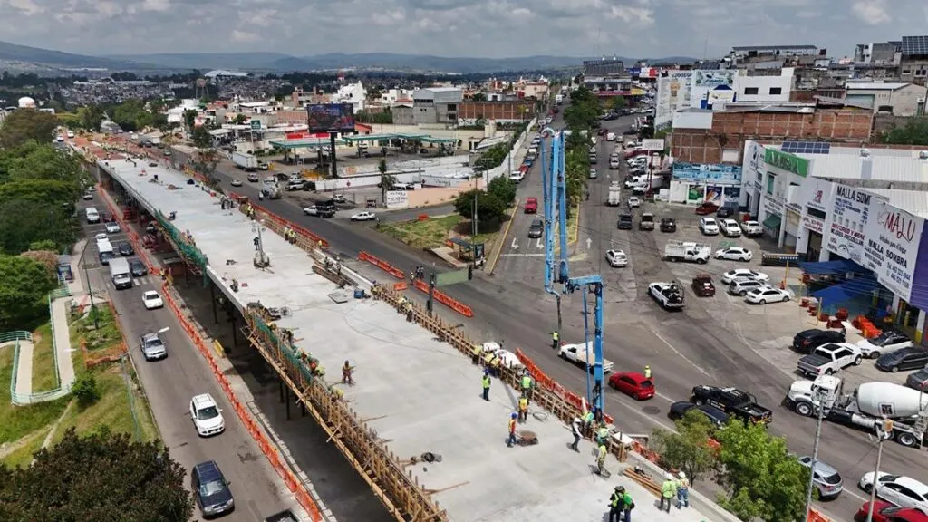 Este mes se abre circulación en puente sur del distribuidor vial Eréndira en Morelia