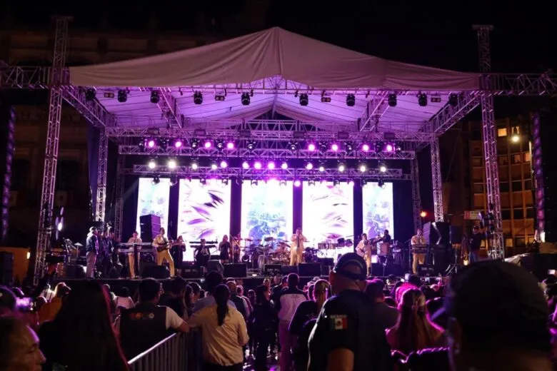Fan infiltrado arruina transmisión oficial de la Dinastía de Tuzantla en Morelia