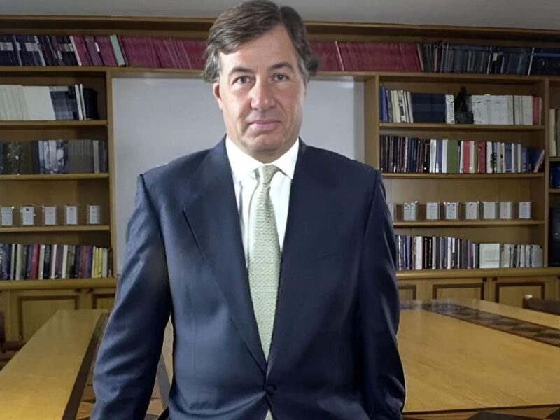 Fernando Chico Pardo adquiere 25% de Banamex