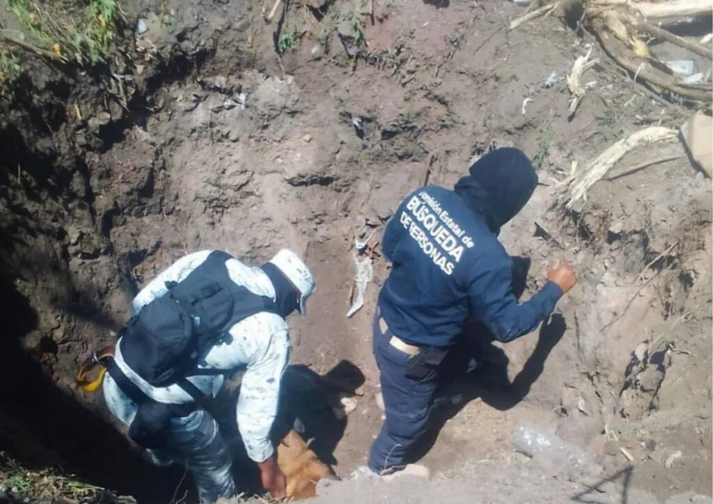 Fosa clandestina en Guanajuato: hallan 17 cuerpos