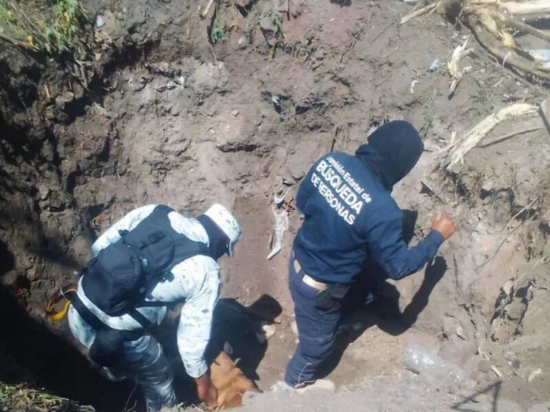 Fosa clandestina en Guanajuato: hallan 17 cuerpos