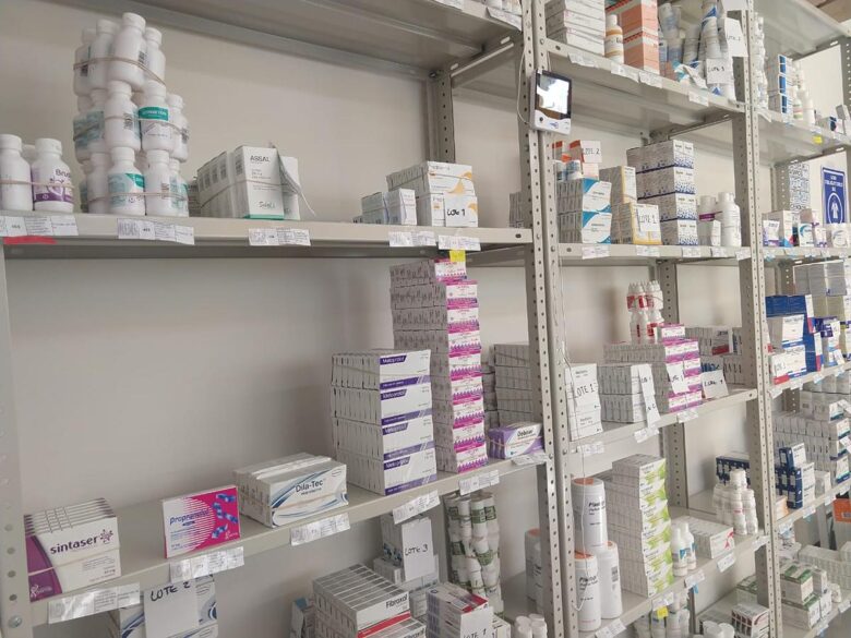 Hoy termina plazo para que farmacéuticas cumplan contratos de entrega: Sheinbaum