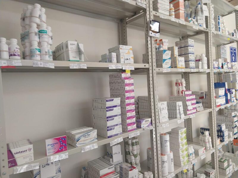 Hoy termina plazo para que farmacéuticas cumplan contratos de entrega: Sheinbaum
