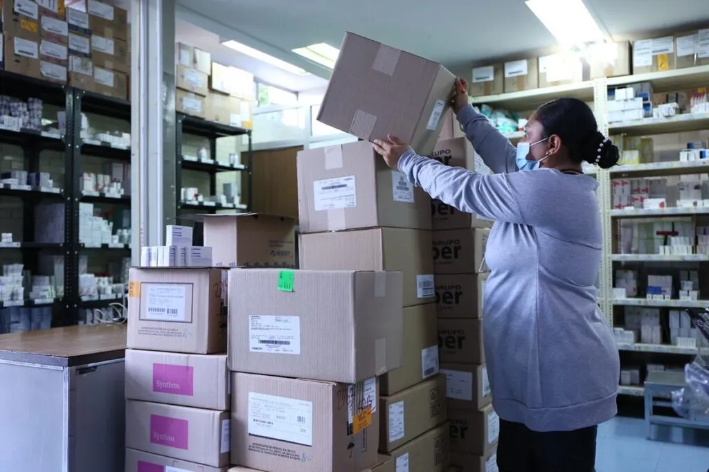 Hoy ´vence plazo para que farmacéuticas cumplan contratos: Sheinbaum